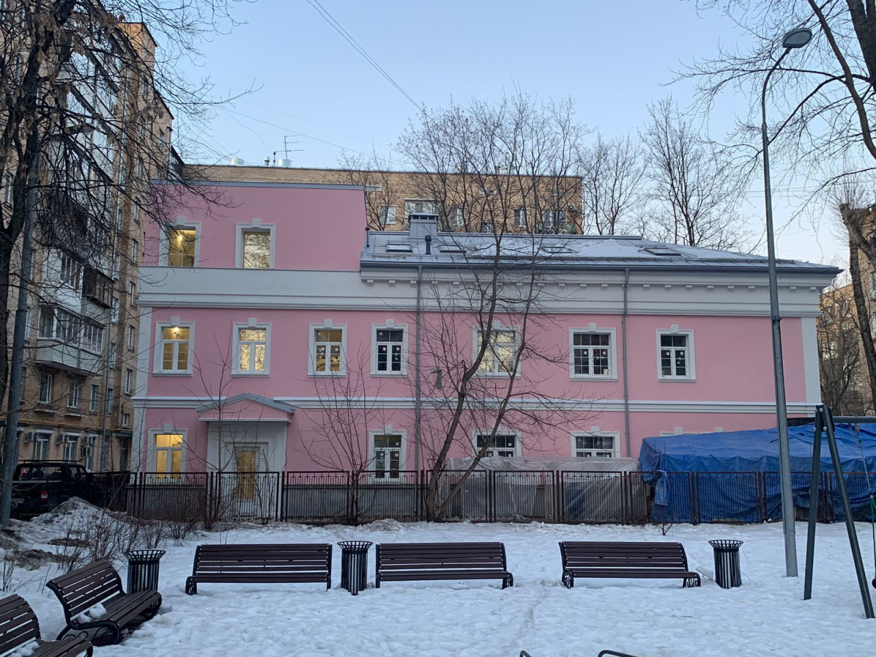 фасад дома, здание по адресу г Москва, ул Лизы Чайкиной, д 6 стр 3